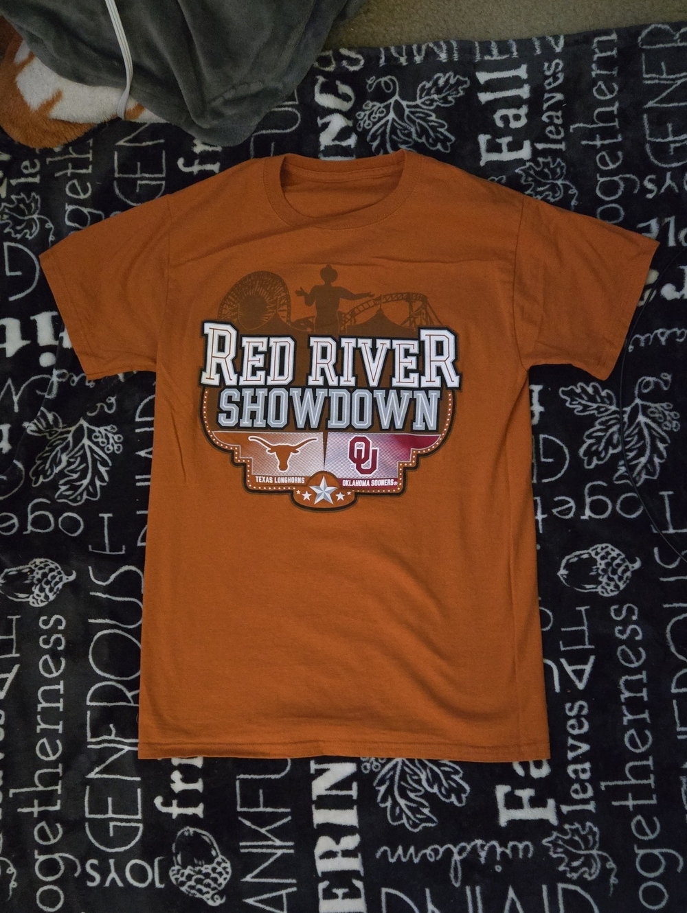 Texas Longhorn Red River Rivalry Showdown T-shirt Sz Small